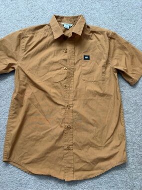 Caterpillar Short-Sleeve Button-Down Shirt in Brown